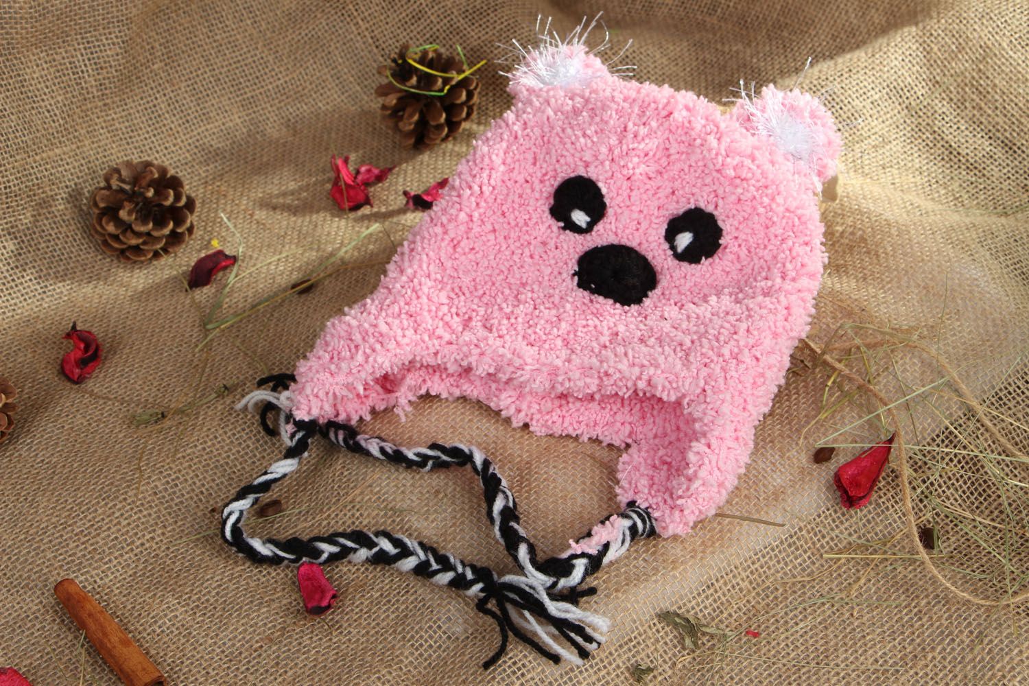 Bonnet tricoté rose pour enfant fait main photo 5