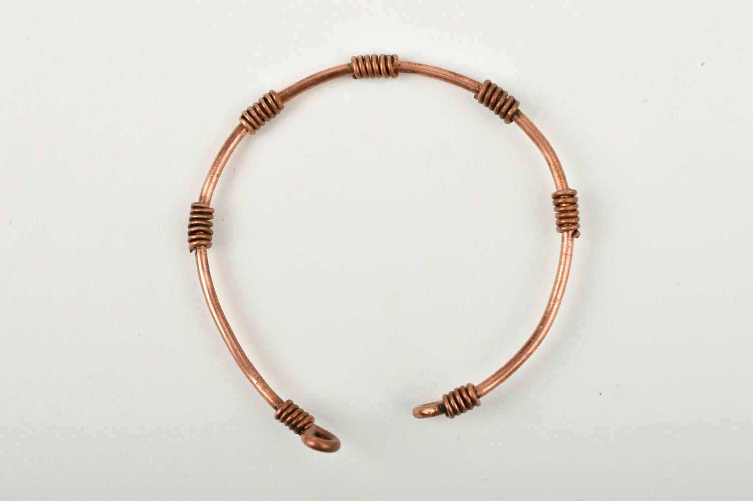 Bracelet cuivre Bijou fait main fin métal Accessoire femme design de créateur photo 3