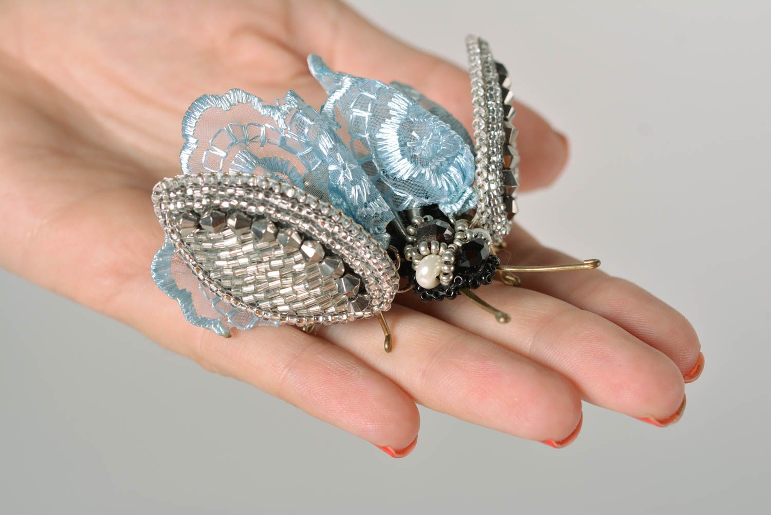 Broche insecte Bijou perles de rocaille fait main Accessoire femme à la mode photo 4