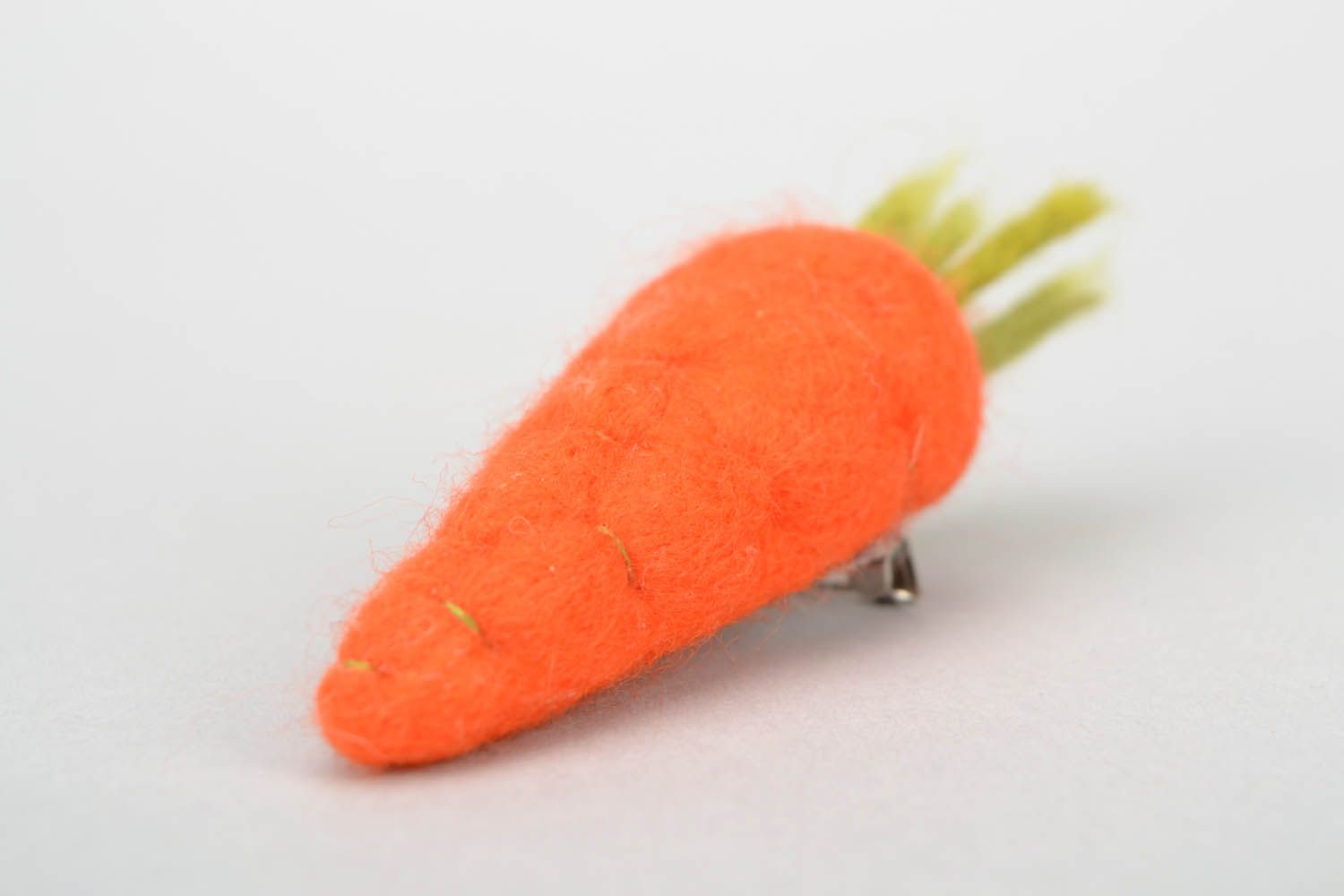 Брошь из шерсти Морковь  фото 3