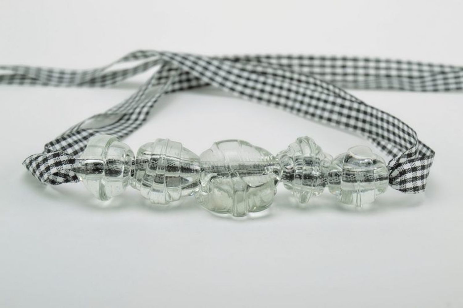 Halskette aus Glas Kristall foto 3