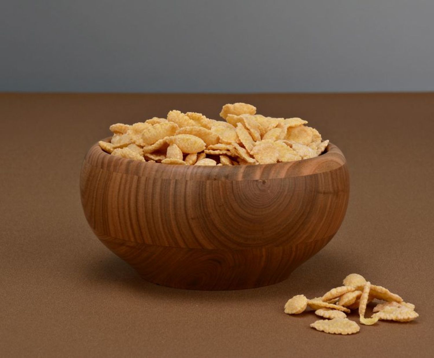 Wooden bowl for food photo 1