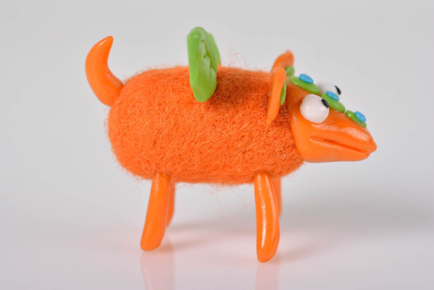 Валяная игрушка хэнд мэйд фигурка из пластики игрушка из шерсти оранжевая фото 3