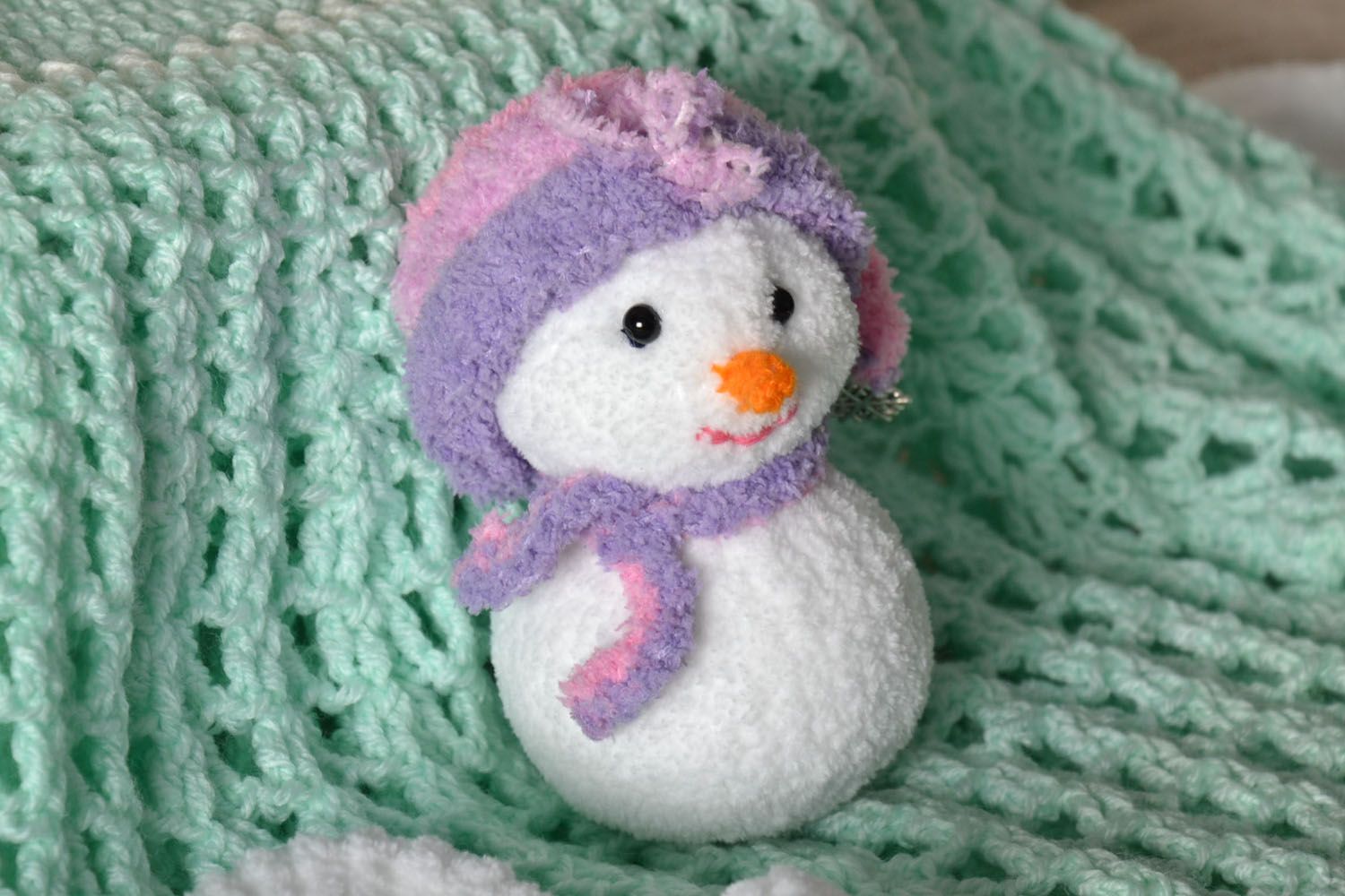 Peluche tricotée originale Bonhomme de neige photo 1