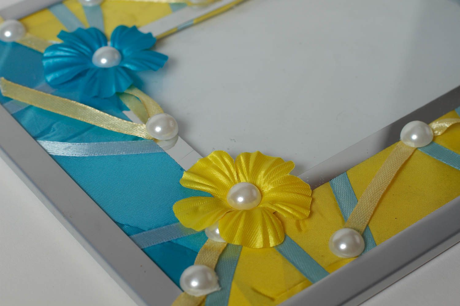 Cadre photo rectangulaire fait main décoré de rubans bleu-jaune Cadeau original photo 5
