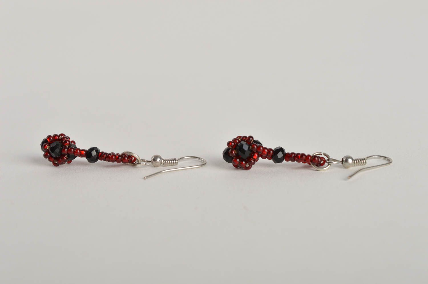 Handgefertigt Damen Ohrringe Designer Schmuck Accessoires für Frauen in Rot foto 4