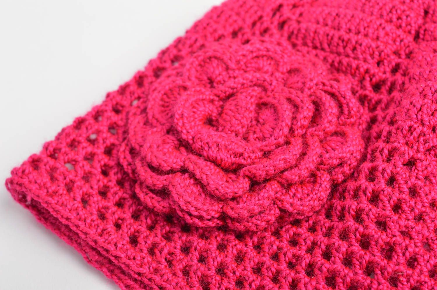 Bonnet tricot fait main Chapeau au crochet Vêtement enfant ajouré avec fleur photo 5