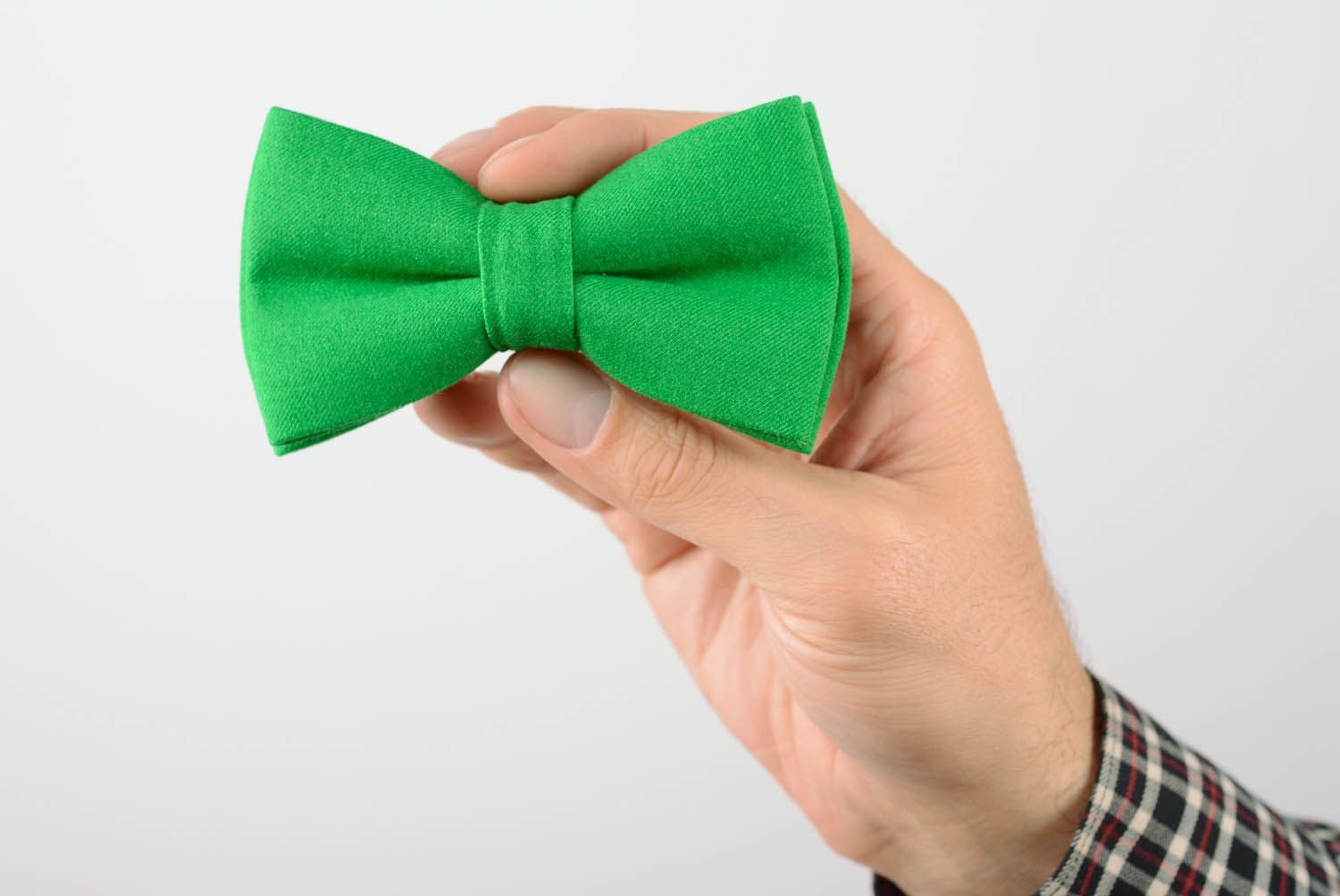 Green bow tie made of gabardine photo 5
