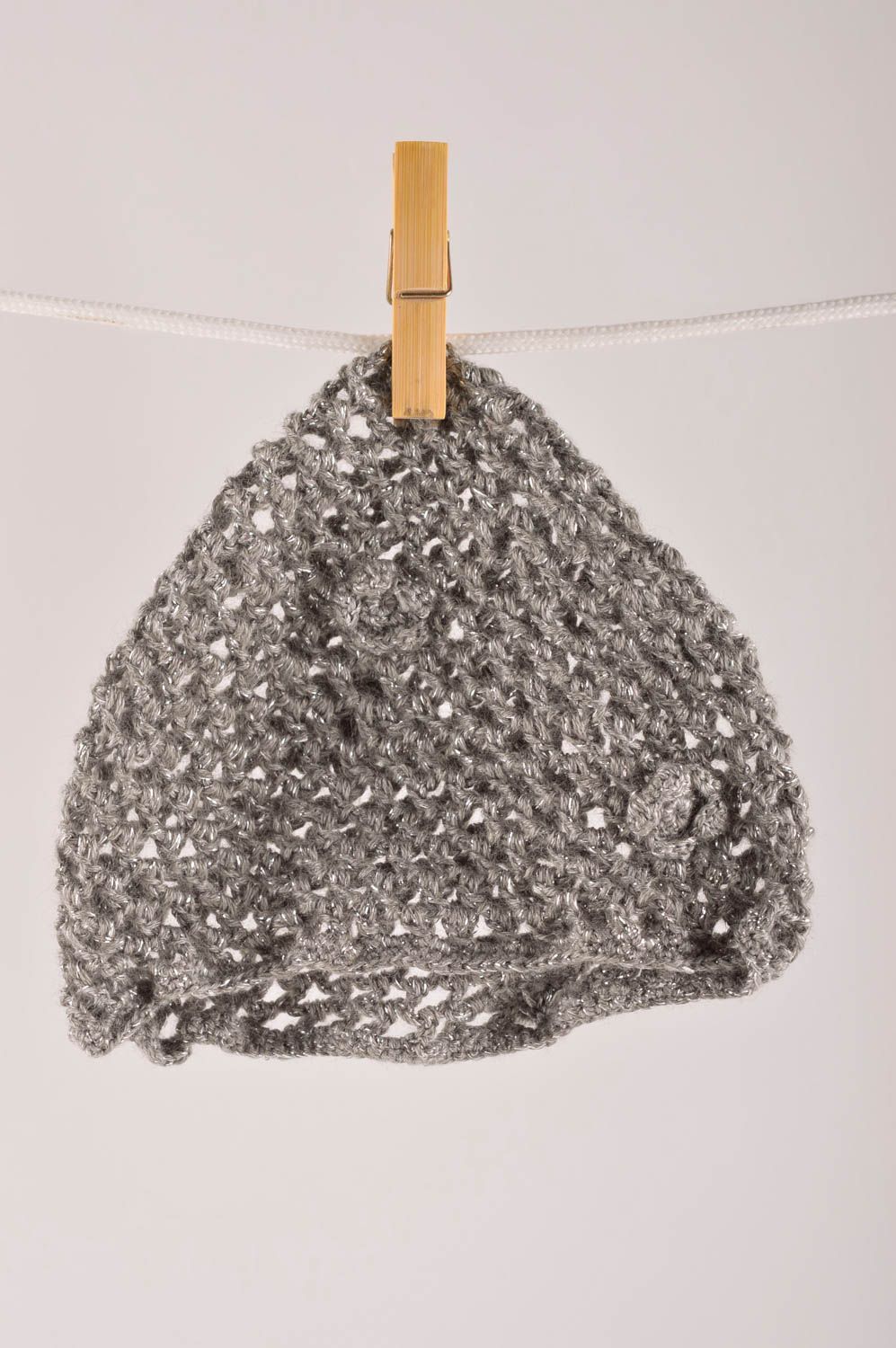 Chapeau tricoté fait main Bonnet enfant tricot Vêtement pour enfant gris photo 1