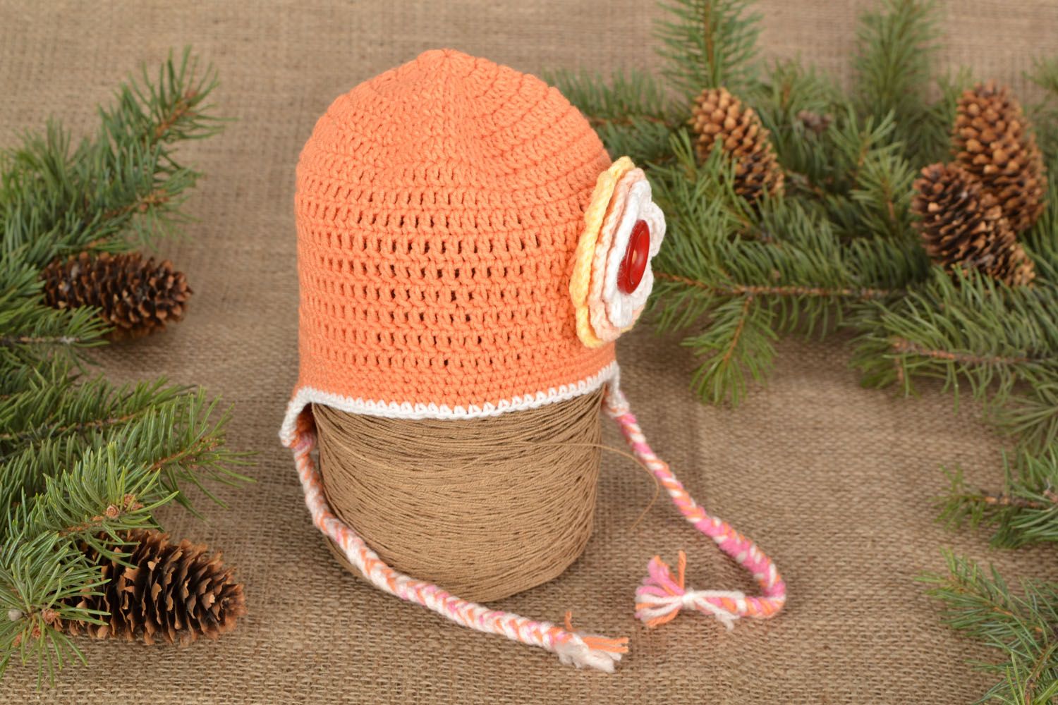 Cappello per bambini all'uncinetto fatto a mano splendido accessorio invernale foto 1