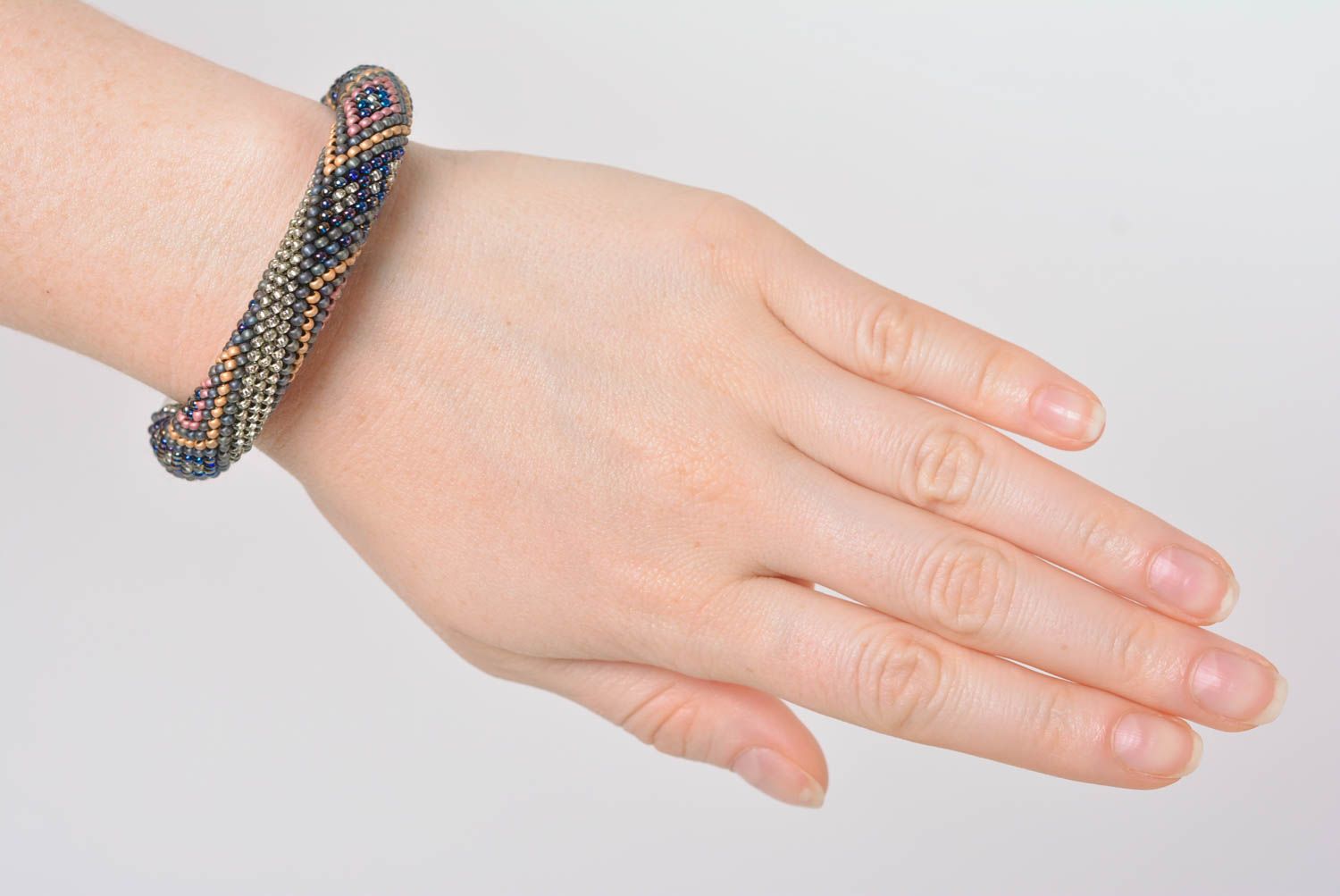 Bracelet spirale Bijou fait main Accessoire femme perles de rocaille cadeau photo 3
