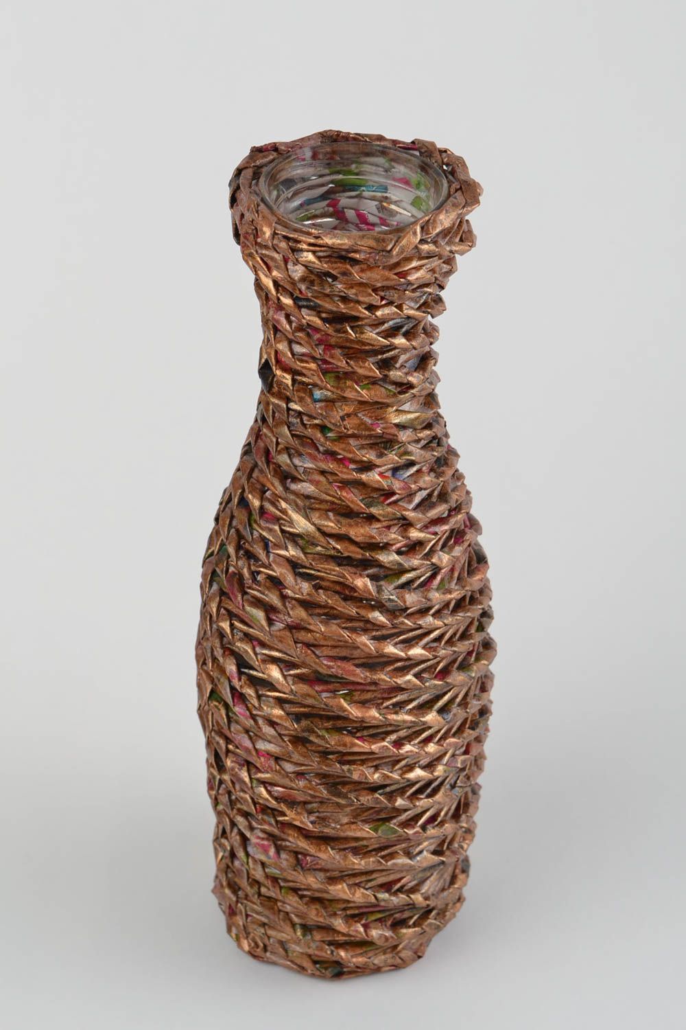 Vase tressé fait main Déco maison en tubes de papier marron Cadeau original photo 3