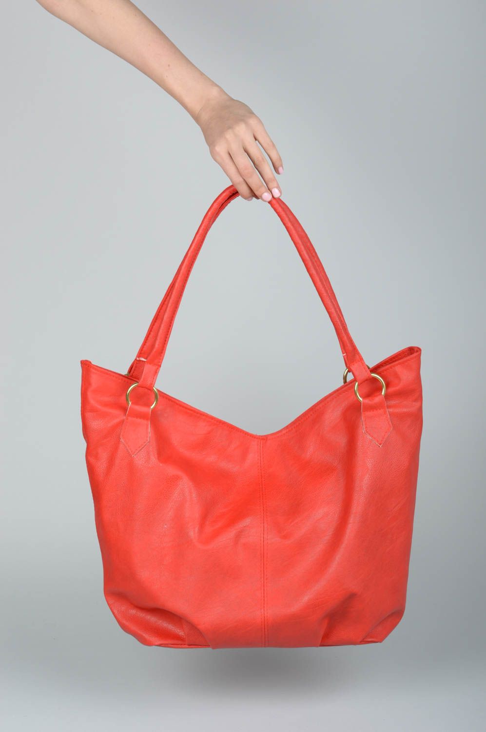 Сумка ручной работы сумка на плечо сумка из кожзама красная дизайнерская фото 5