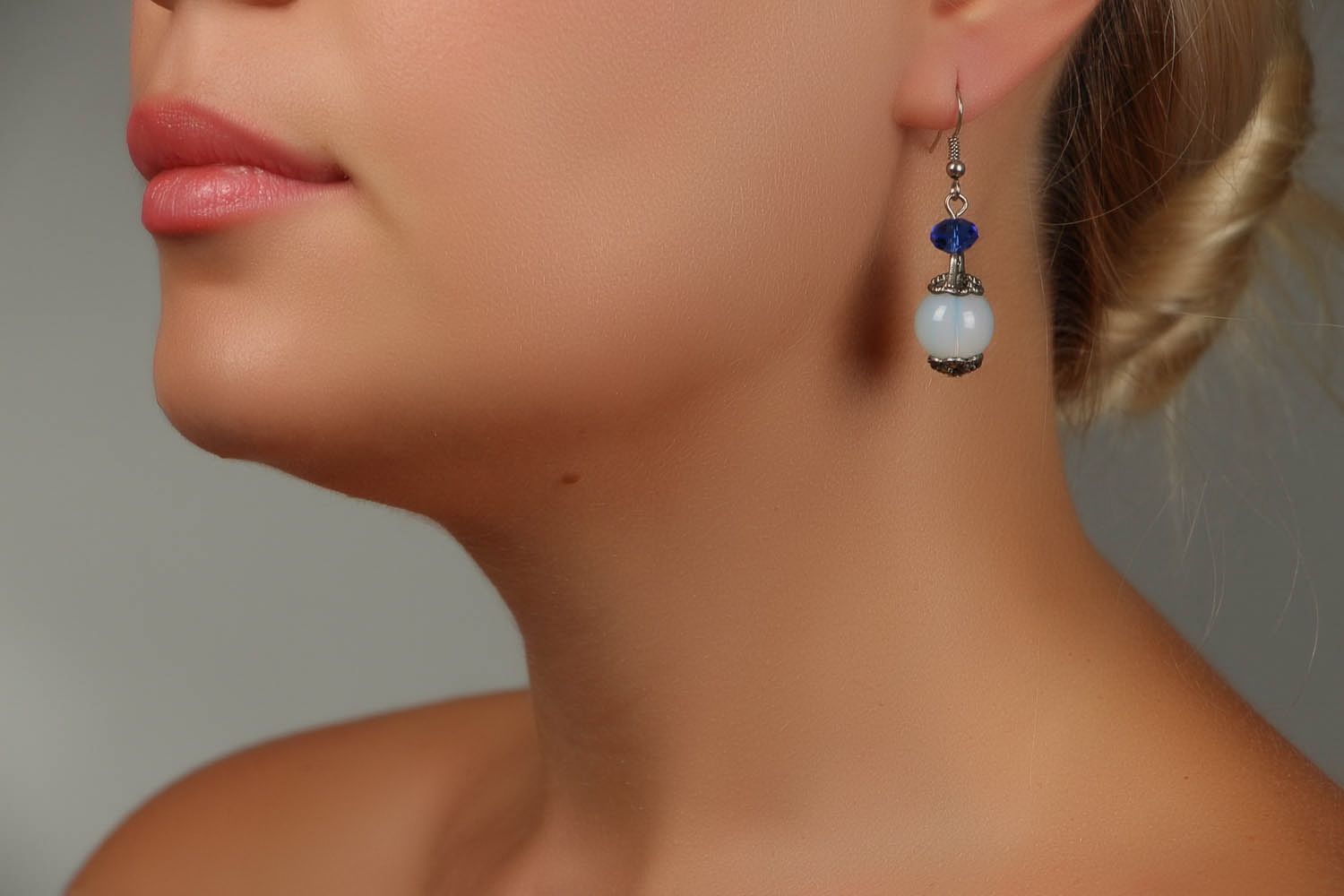 Earrings with moonstone photo 4