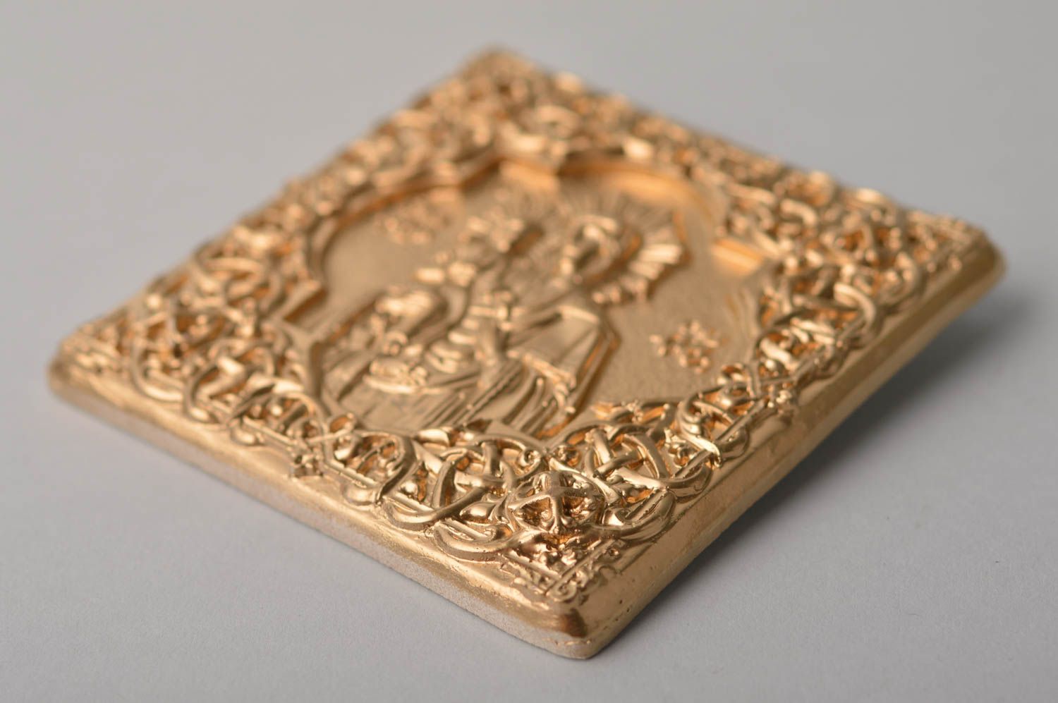 Икона ручной работы декоративный элемент из гипса гипсовое панно золотистое фото 5