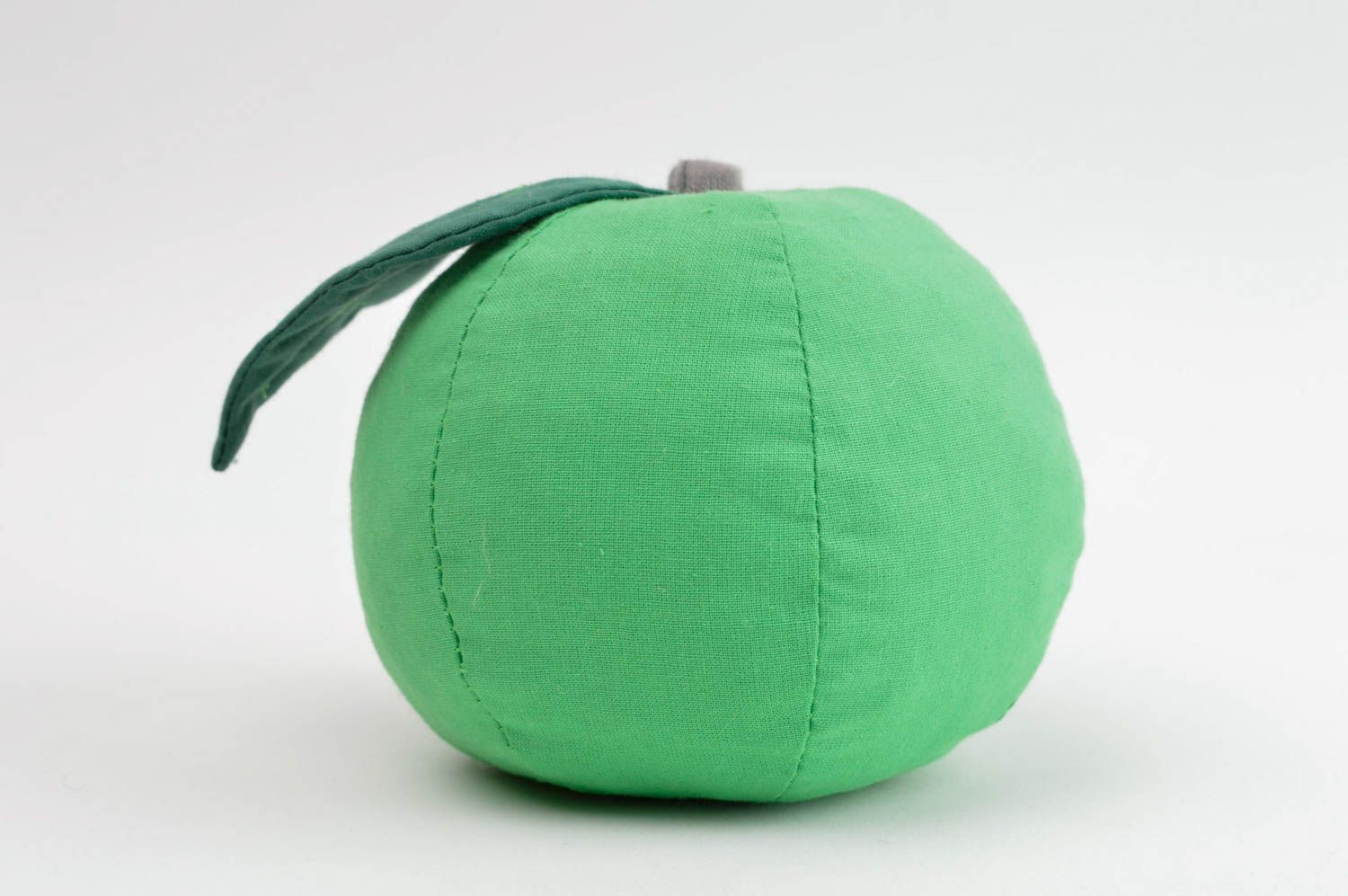 Зеленая игрушка яблоко ручной работы детская игрушка из ткани мягкая игрушка фото 2