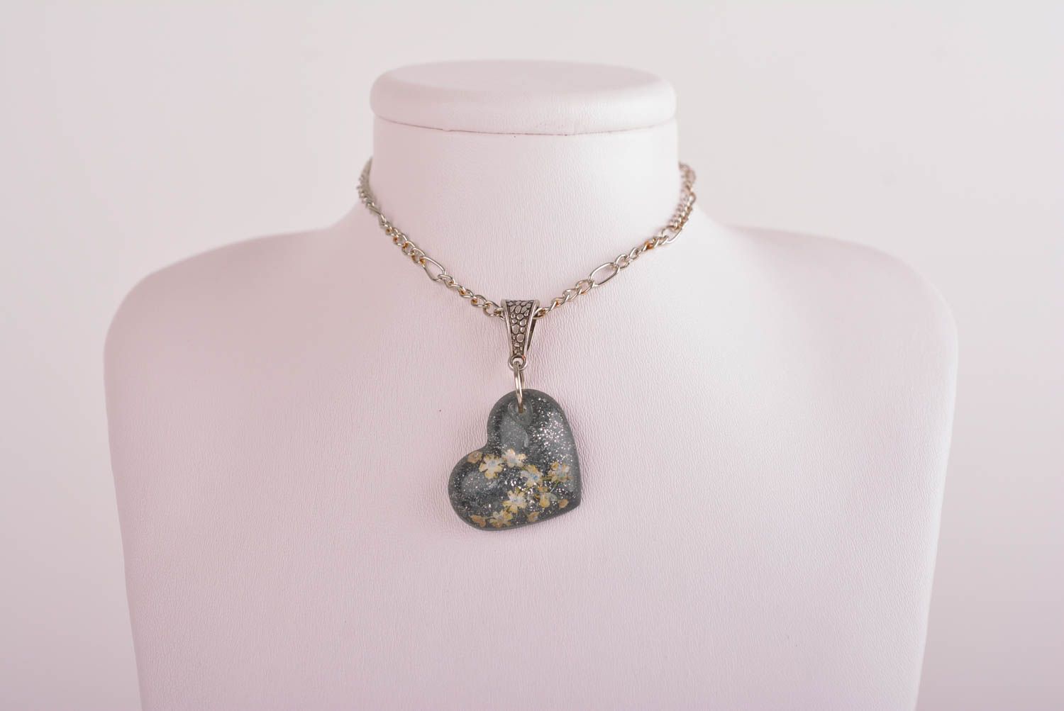 Handmade pendant unusual pendant with flowers designer accessory epoxy jewelry photo 3