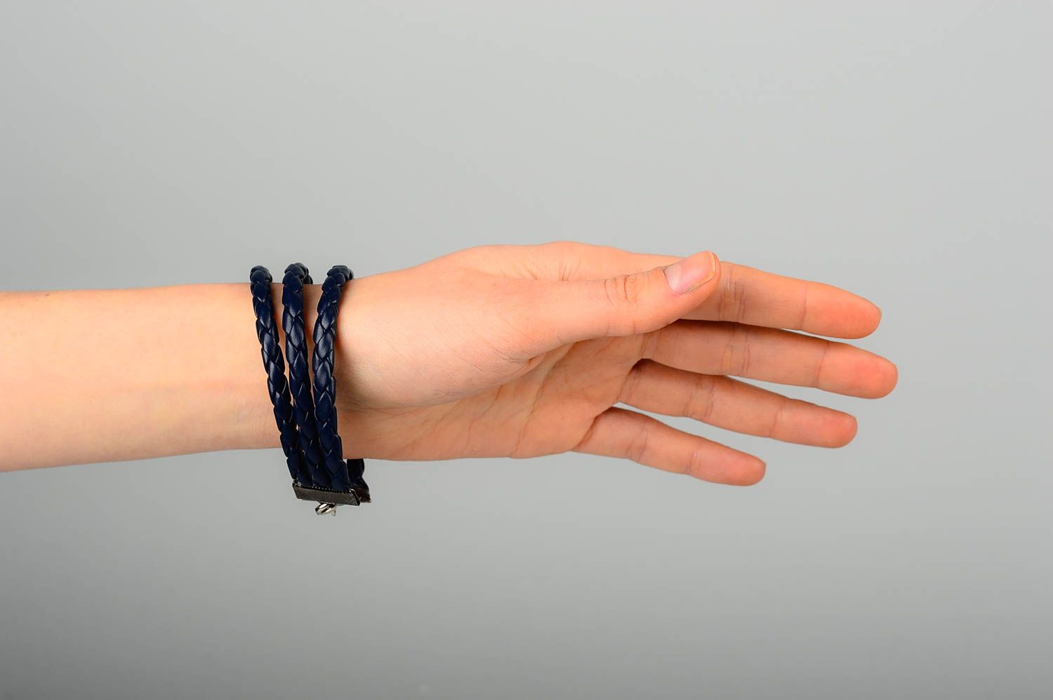 Handmade beautiful leather bracelet woven textile bracelet elegant accessory photo 2