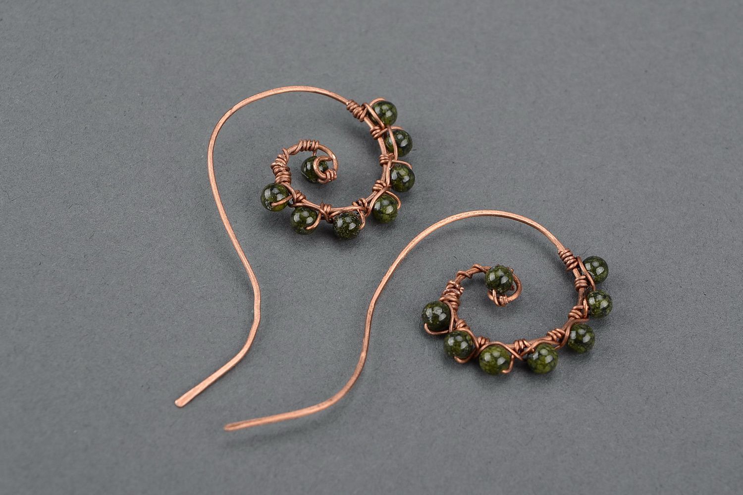 Eaarrings made of copper wire, stone - serpentine photo 2