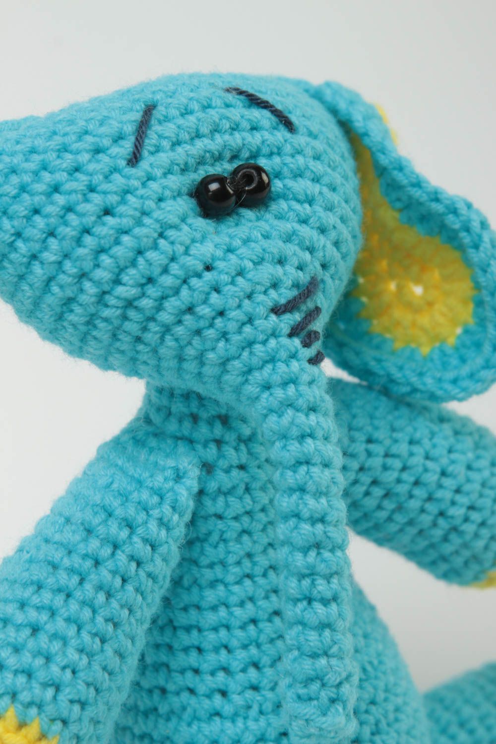Игрушка слон ручной работы детская игрушка мягкая игрушка голубая вязаная фото 3