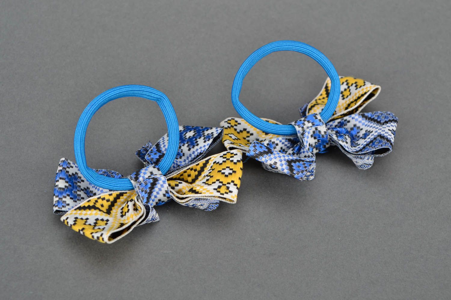 Handmade scrunchies with ethnic patterns photo 4