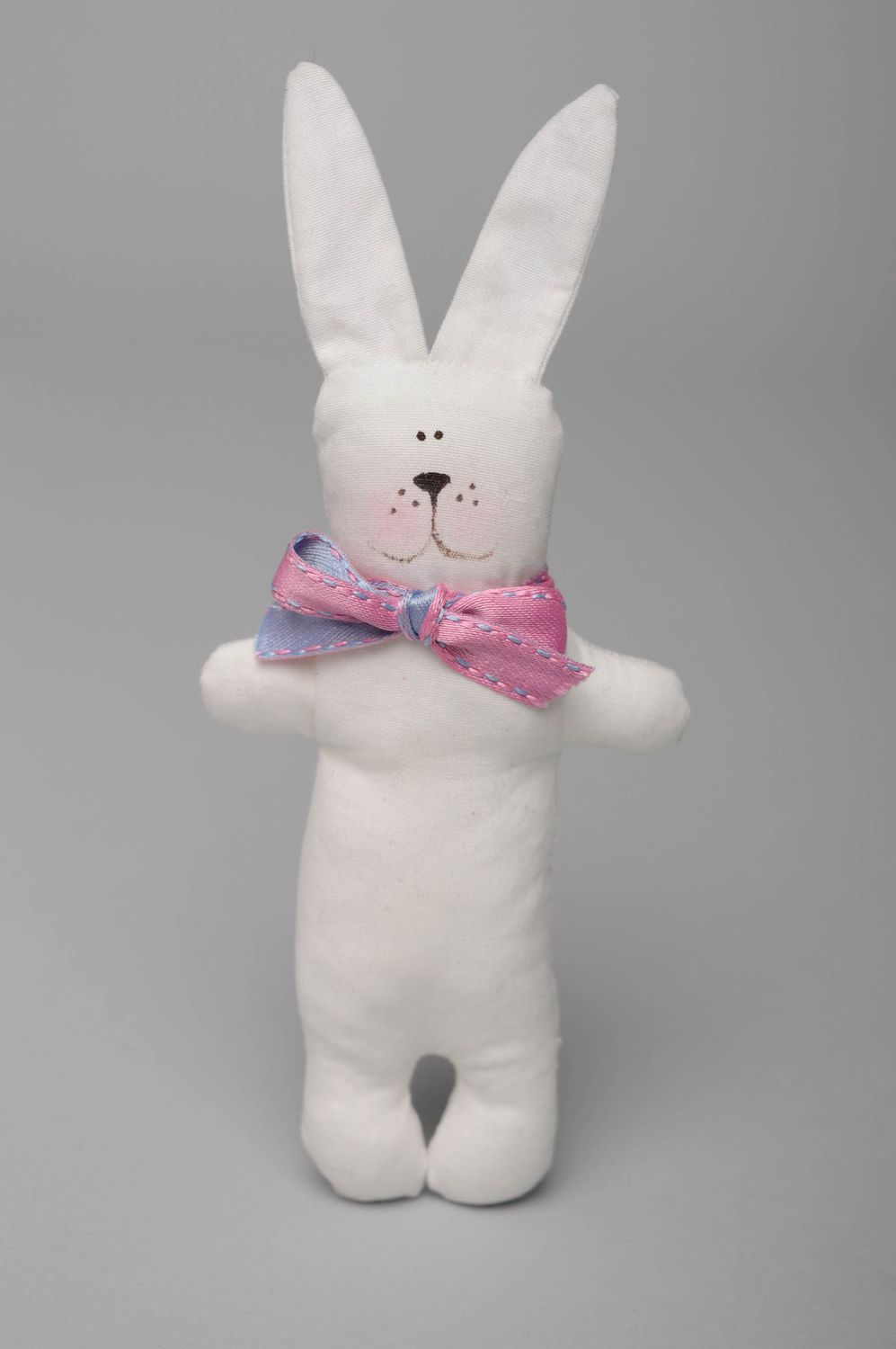 Тканевая мягкая игрушка ручной работы Белый кролик фото 1