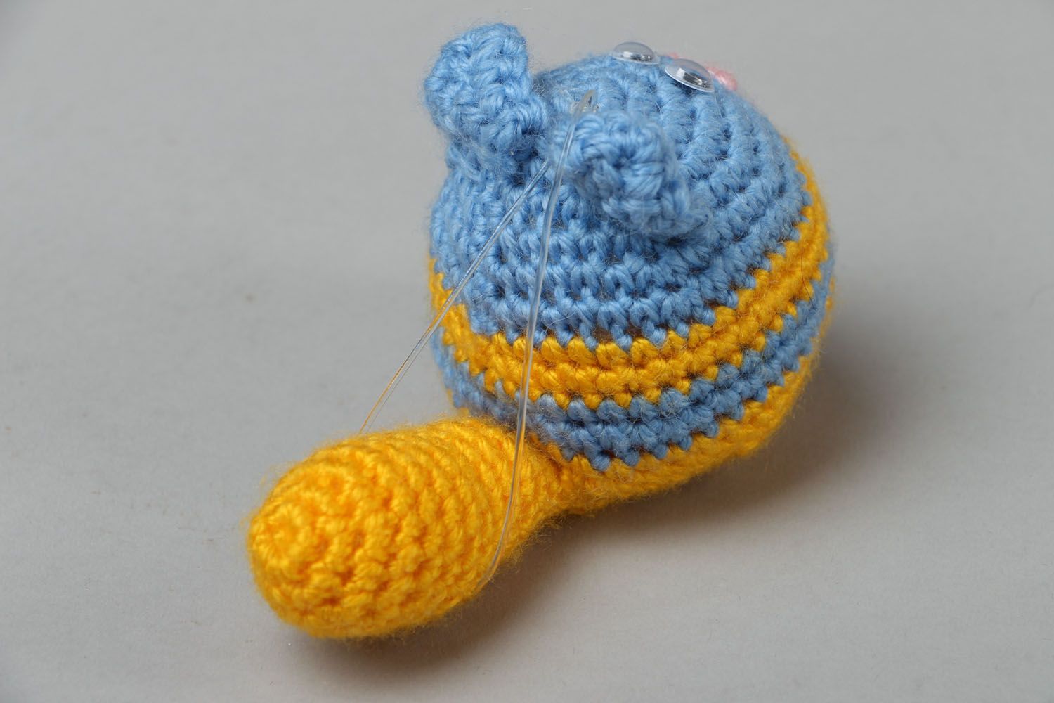 Brinquedo artesanal tricotado com gancho foto 3