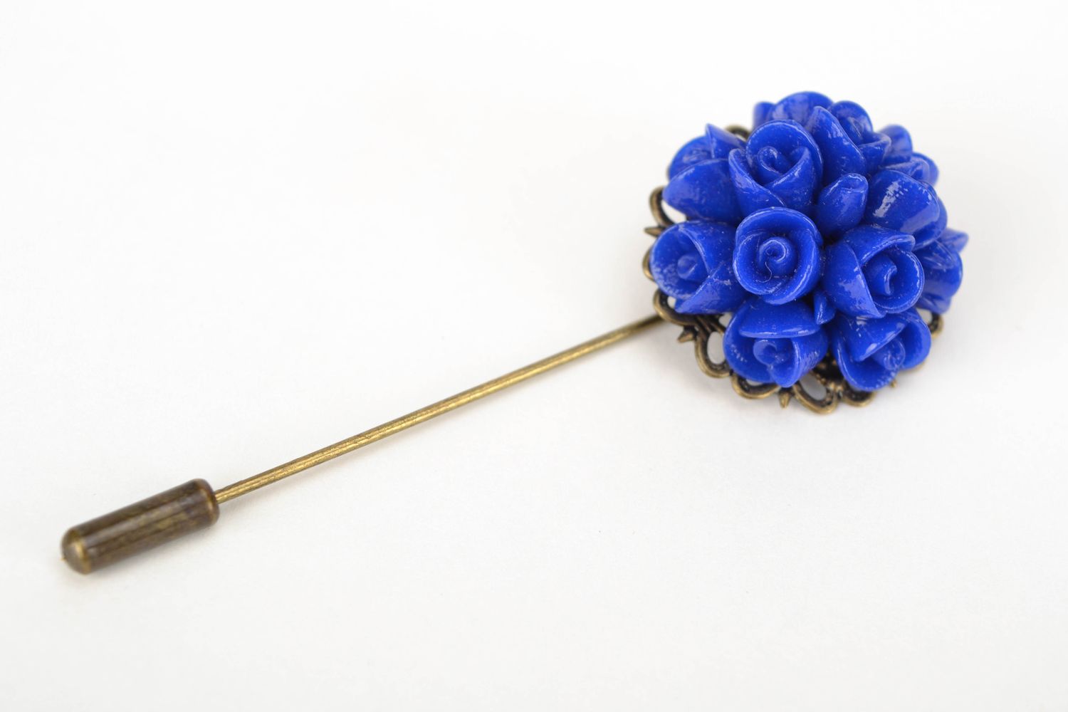 Шпилька-брошь из полимерной глины Синие розы фото 3
