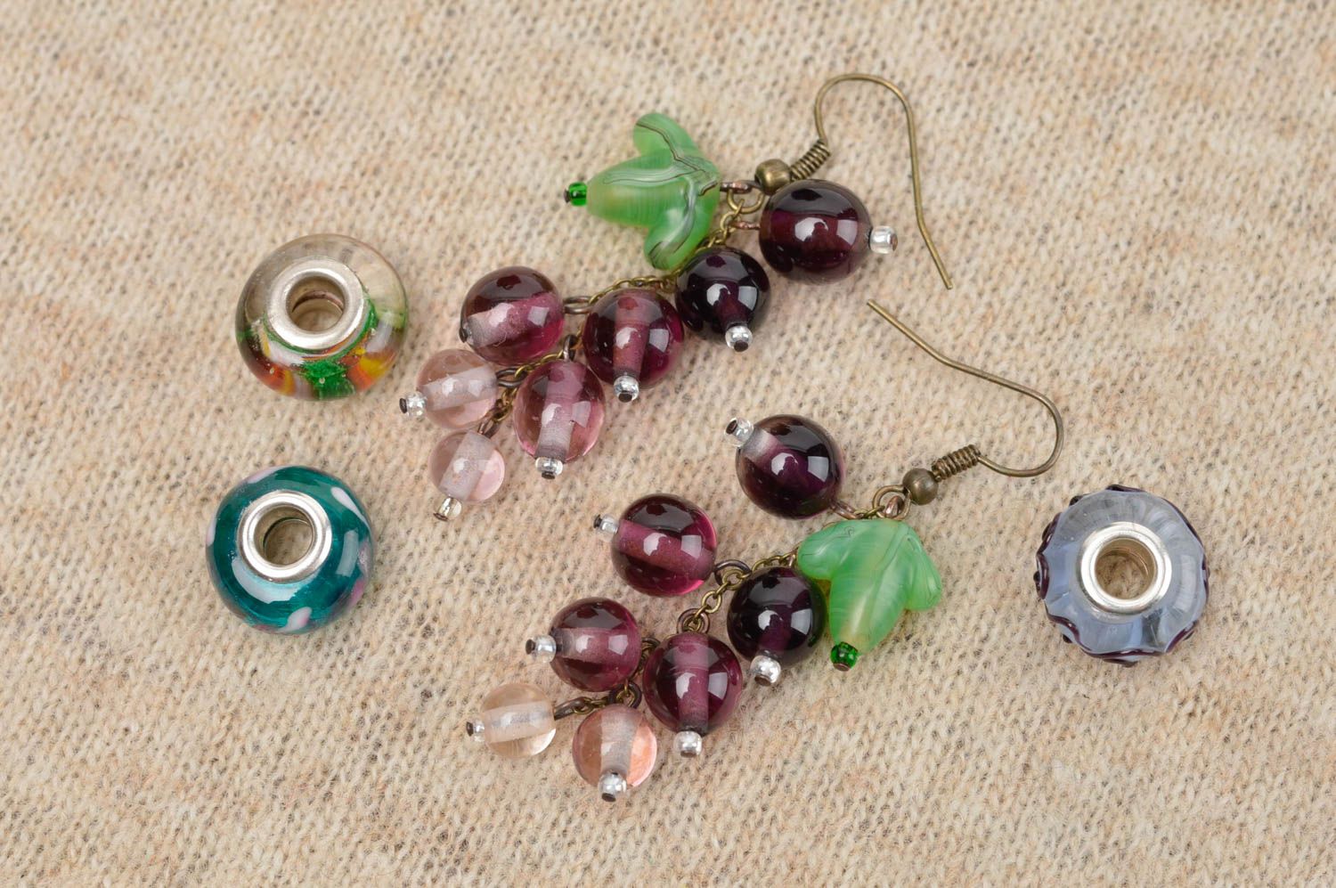 Handmade Glas Ohrringe Accessoire für Frauen Damen Schmuck bunte Beeren schön foto 1