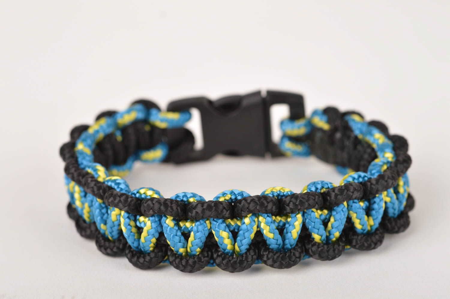 Beautiful handmade paracord bracelet fashion tips survival bracelet ideas photo 3
