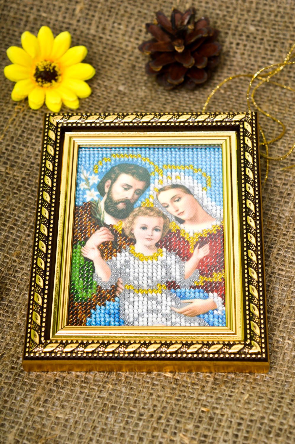 Икона ручной работы Святое семейство Икона вышитая бисером подарок женщине фото 3