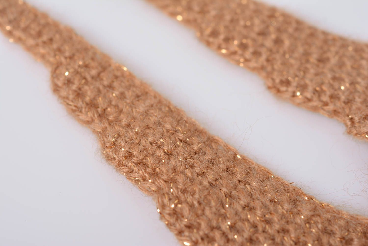 Collier multirangs tricoté au crochet original fait main beige en demi-laine photo 5