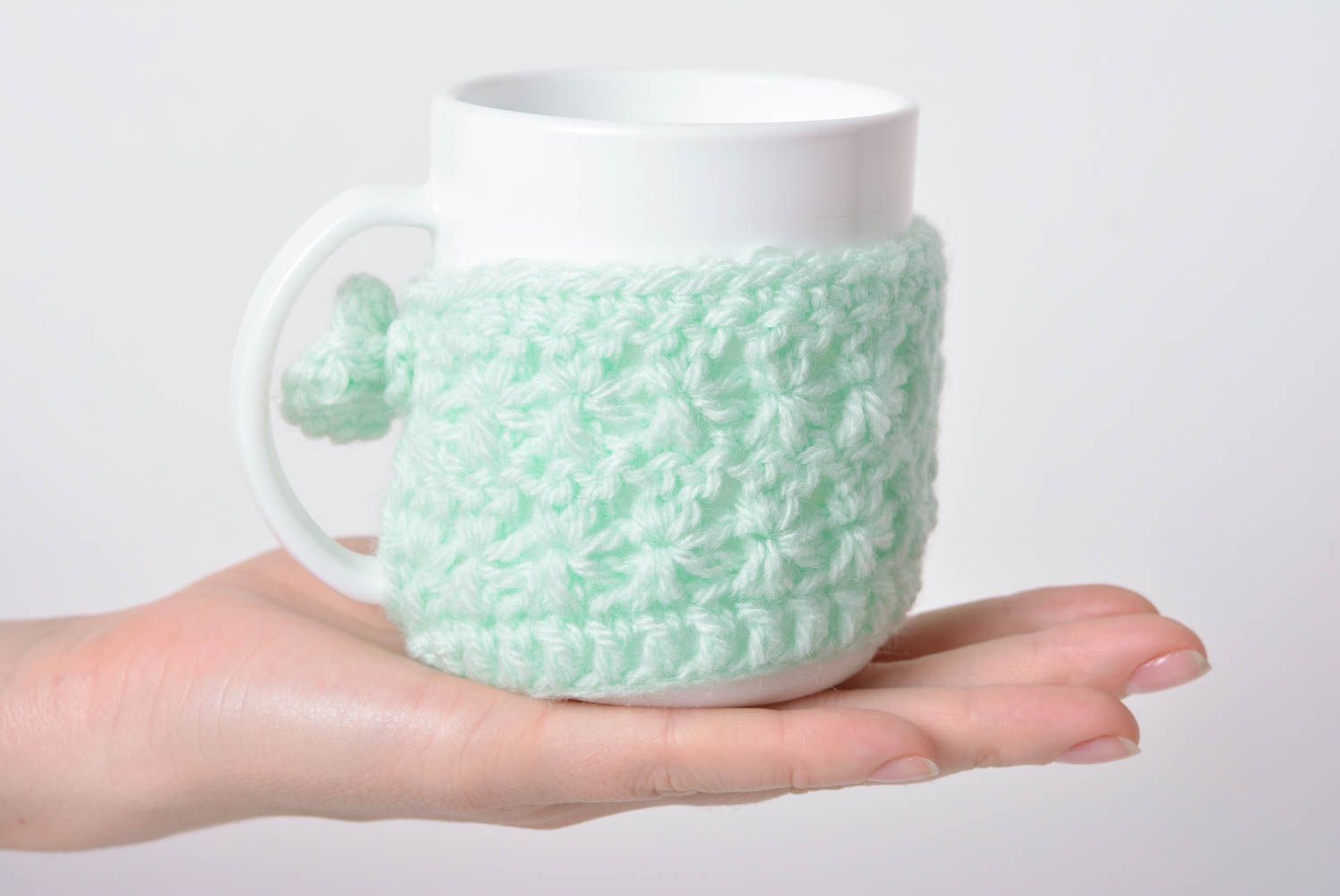 Pull pour tasse tricoté au crochet fait main couleur menthe décoration originale photo 3