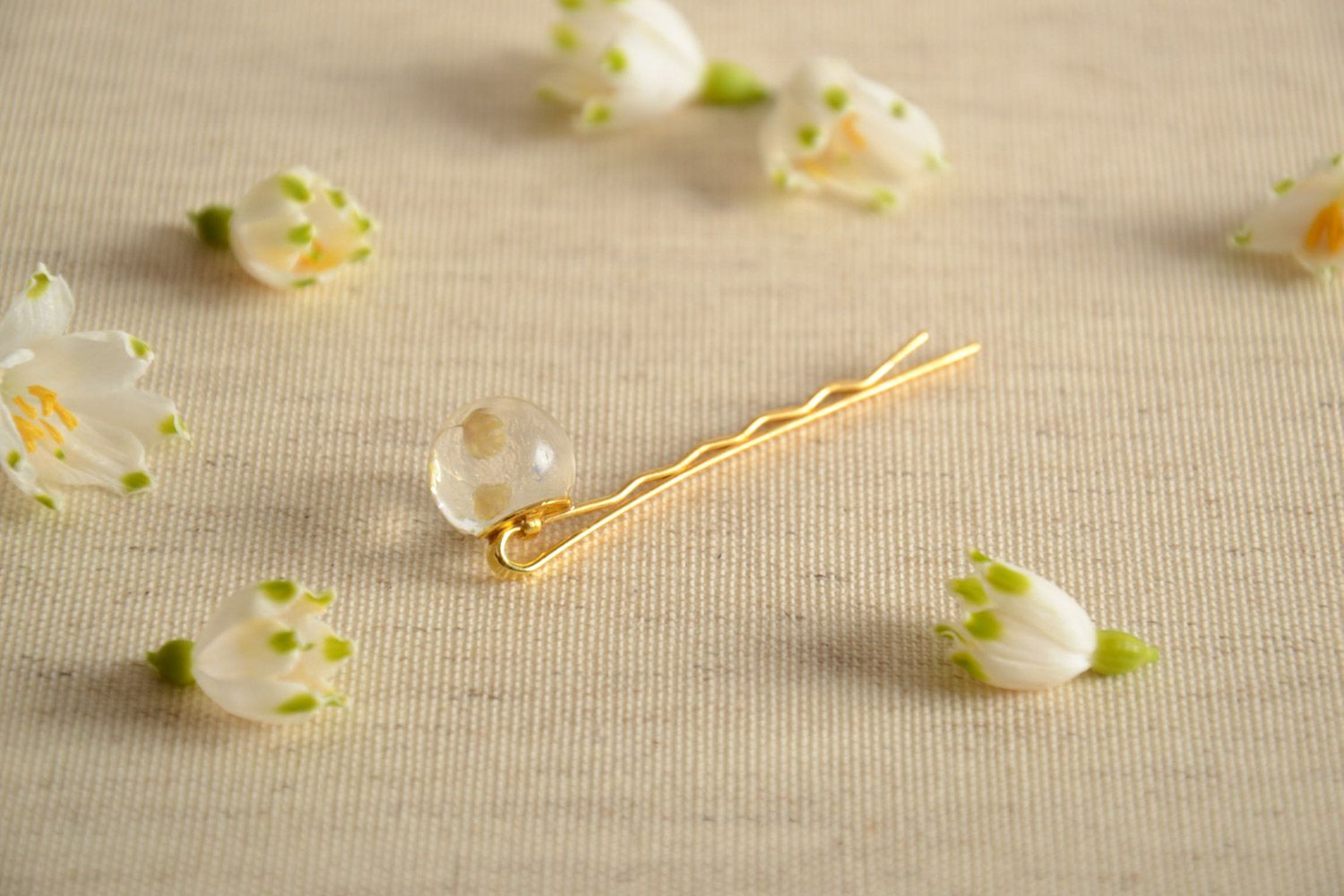 Tender hair clip hand made of metal basis and natural flower in epoxy resin photo 1