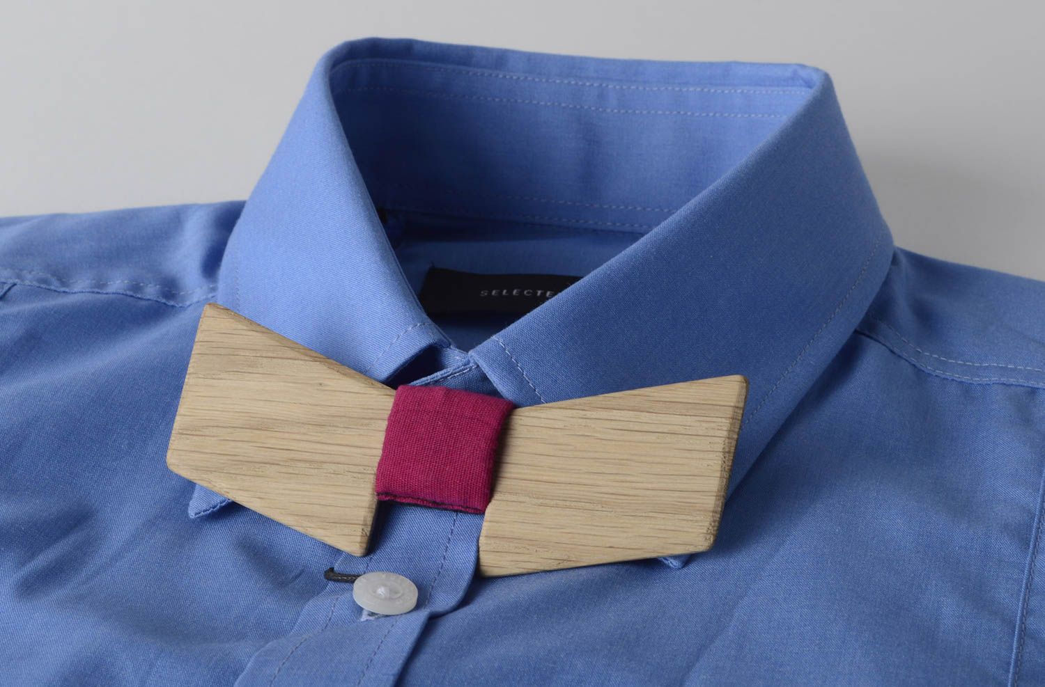 Corbata hecha a mano de madera accesorio de moda para hombre corbata de moño foto 5
