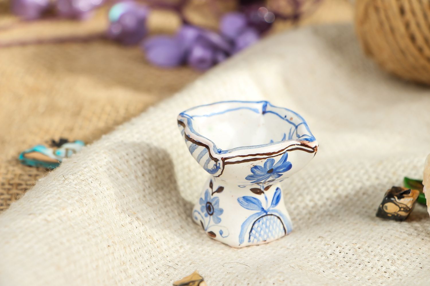 Petit vase en céramique décoratif bleu blanc photo 5