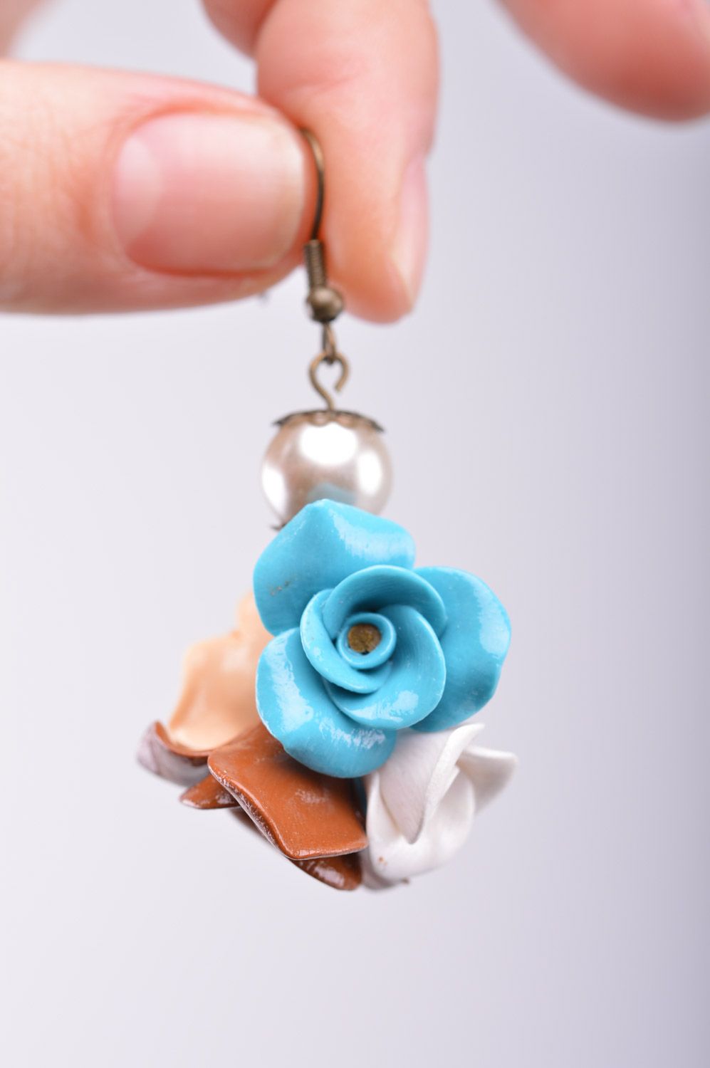 Handmade long plastic flower earrings with charms in the shape of roses photo 1