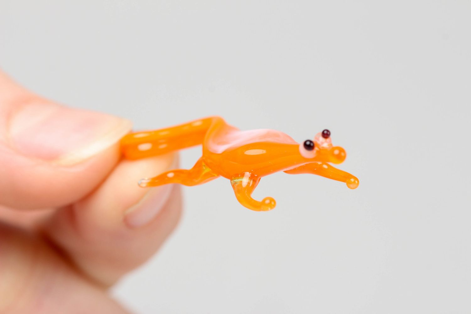 Фигурка из стекла в технике лэмпворк Оранжевая ящерица фото 3