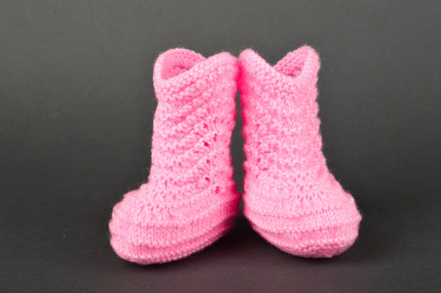Chaussons bottes faits main Chaussures bébé roses tricotés Vêtement bébé fille photo 2