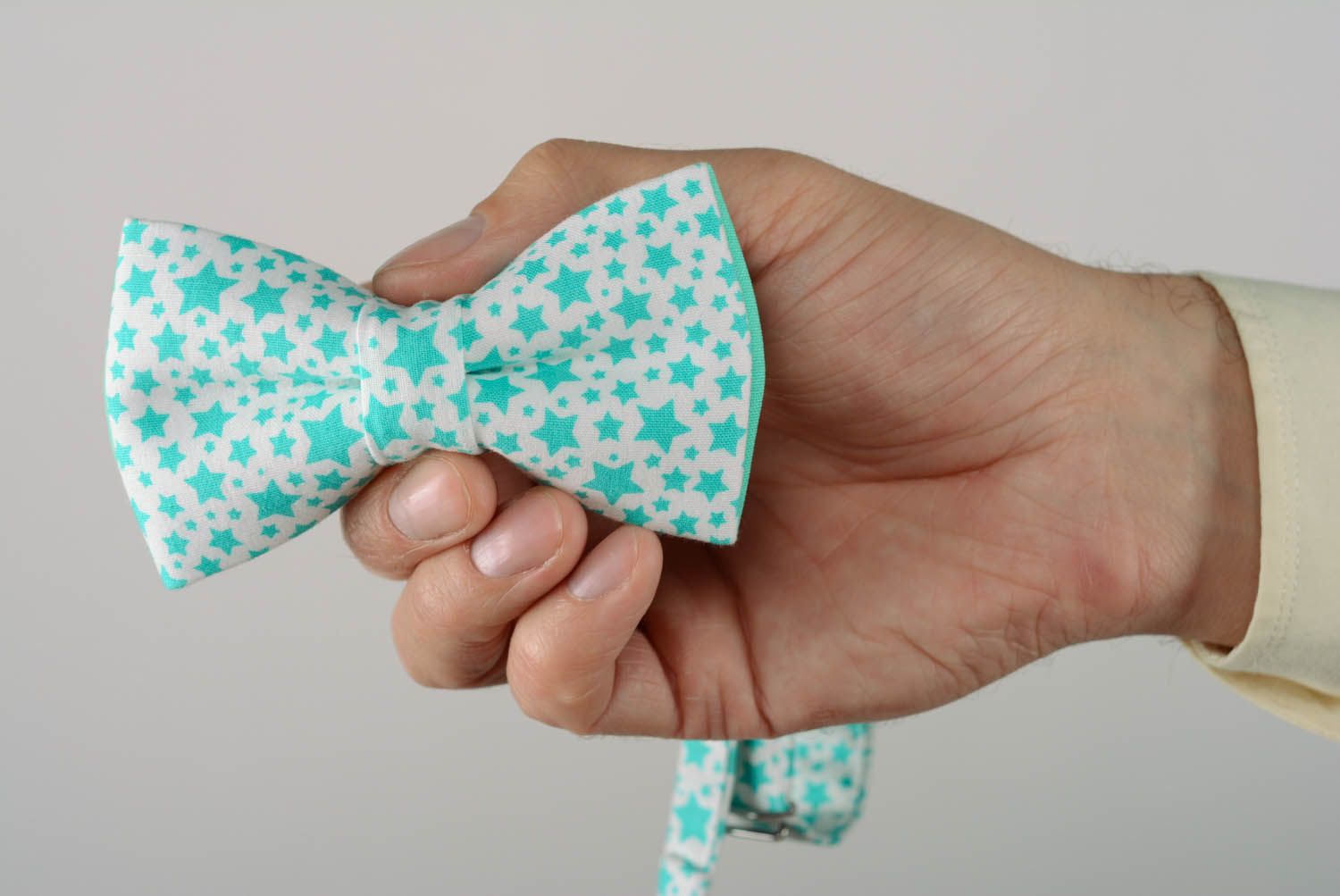 White bow tie with stars photo 5