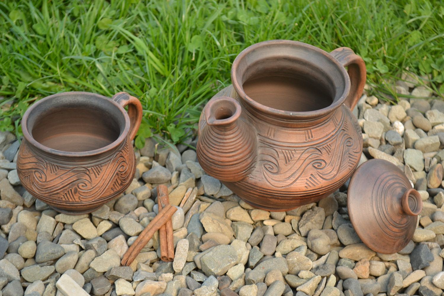 Set of two ceramic pottery pieces of 23 oz  teapot and 8 oz coffee cup with handle and rustic pattern photo 1