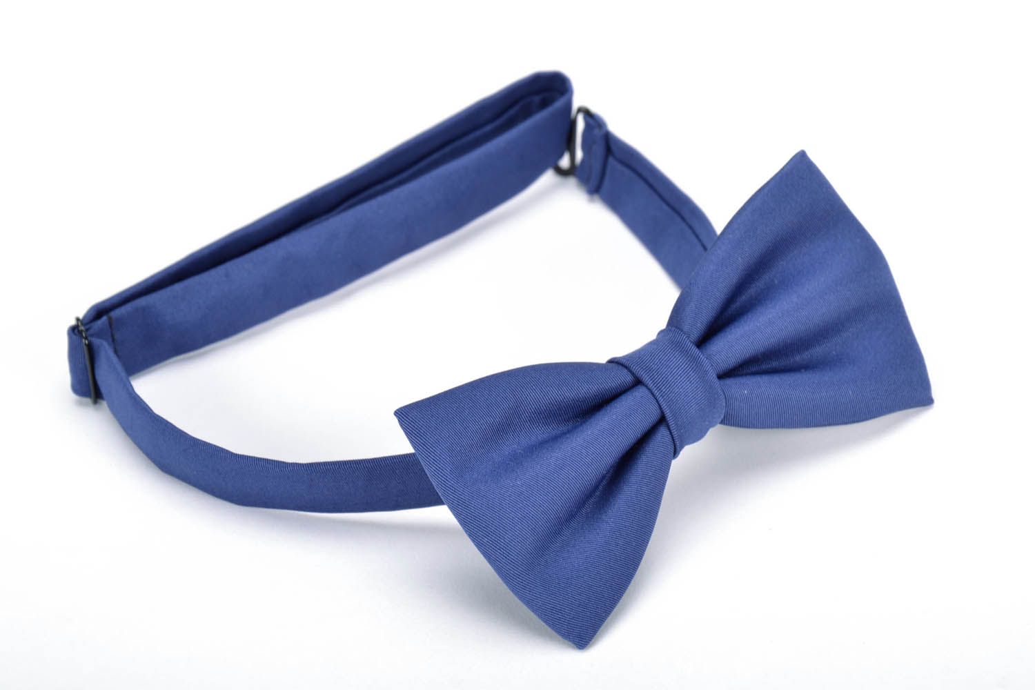 Festive blue bow tie photo 2
