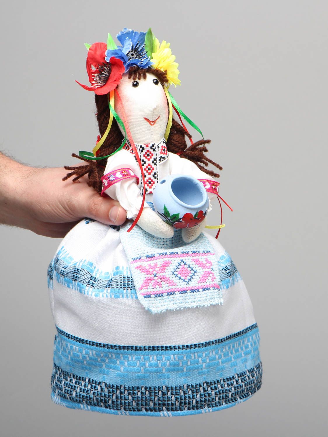 Muñeca de peluche con forma de calentador para tetera Ucraniana foto 4