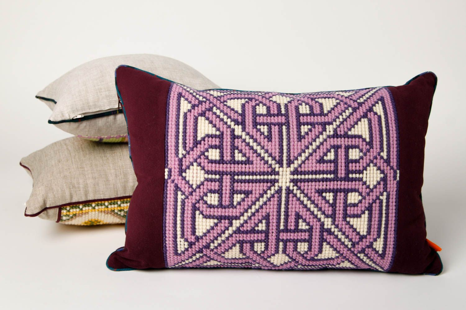 Диванная подушка ручной работы подушка на диван декоративная подушка стильная фото 1