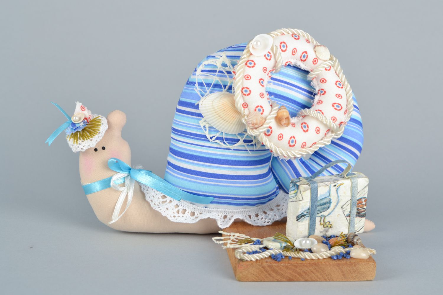 Fabric toy Snail with Life Ring photo 1