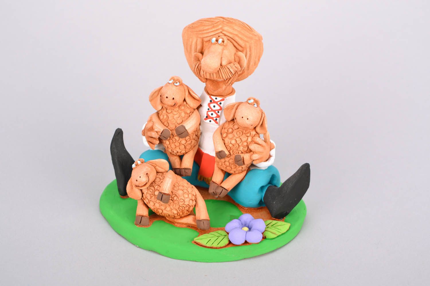Ceramic statuette The Cossack with Sheeps photo 3