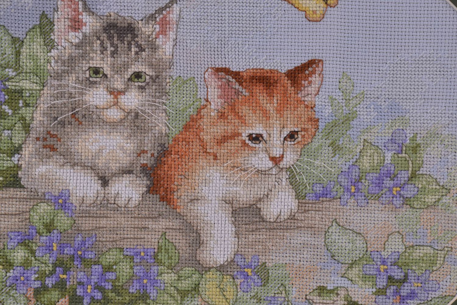 Cross stitched picture Cat  photo 2