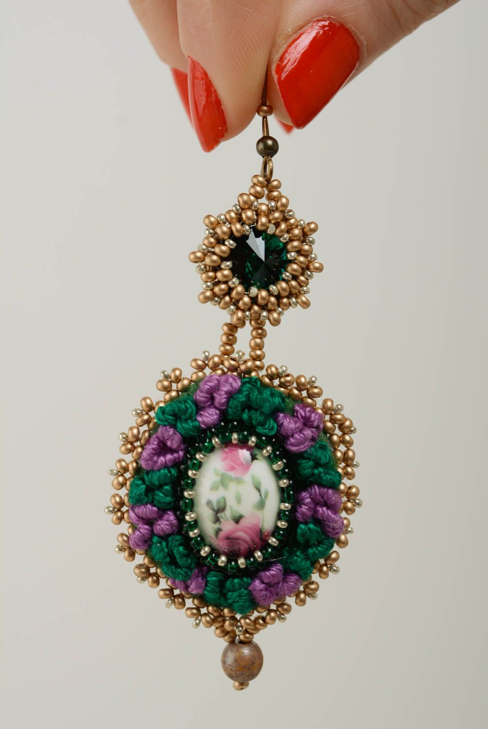 Handmade festive massive dangling earrings of oval shape with beads photo 3