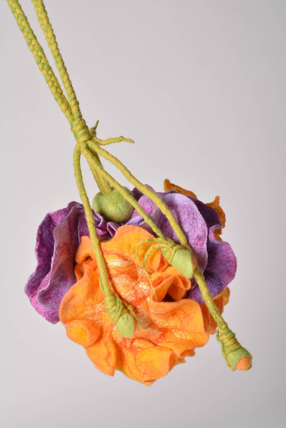 Handmade women's felted wool bag in the shape of violet and orange flower photo 3