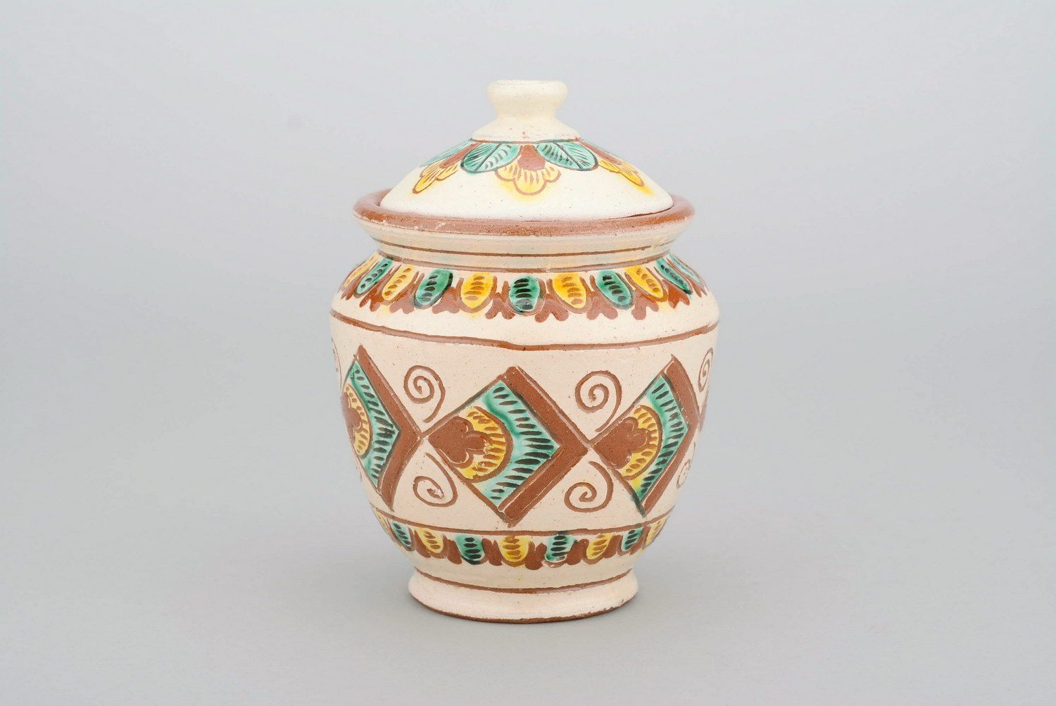 Ceramic kitchen pot for decor photo 2